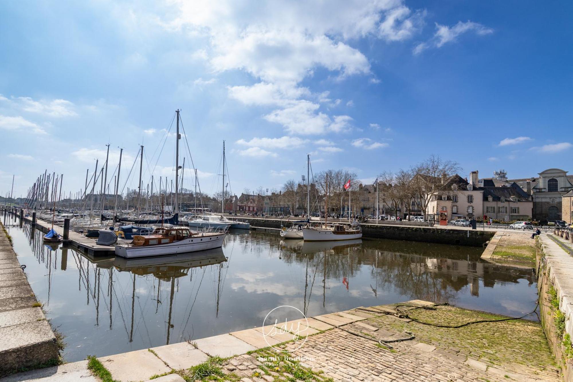 Appartement Des Halles - - Port - Wifi